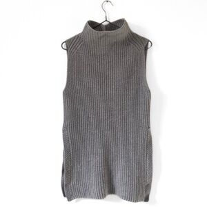Wilfred | Aritzia Grey Wool Durandal Ribbed Knit Sweater Vest Size Small